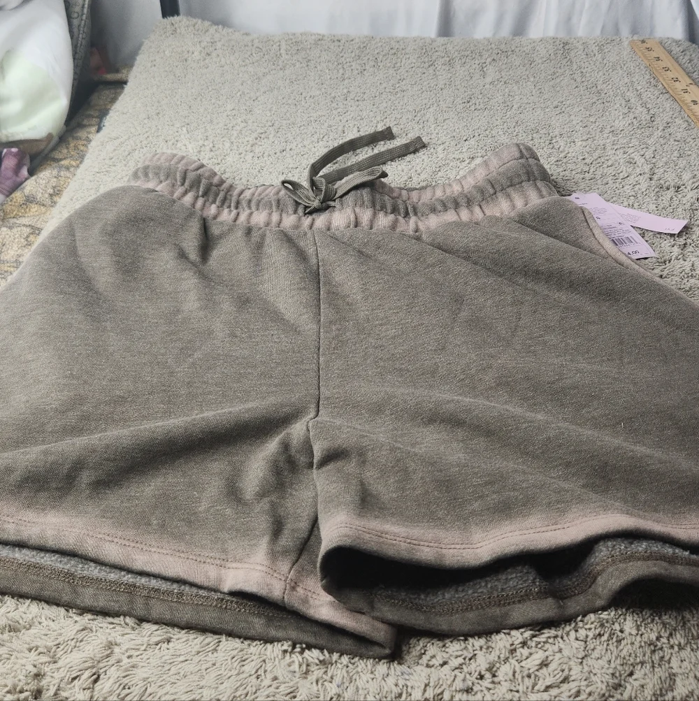 Women's Pull-On Perfect Fleece Shorts - Wild Fable Pewter S